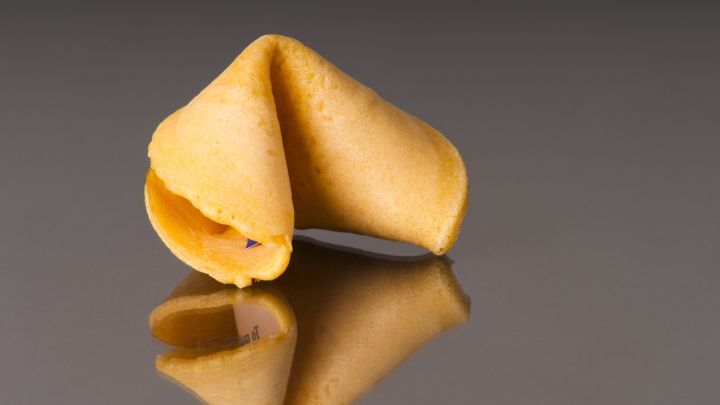Business gift guide - Personalized fortune cookie